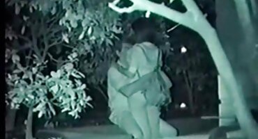 sex tranhalinh Một chàng trai fucks một cô gái trong hồ bơi. phim sex dài tập